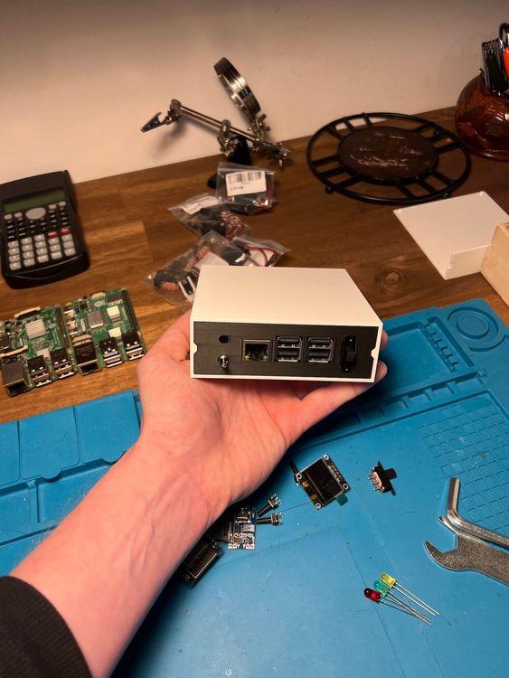 Desktop Raspberry Pi cluster 4